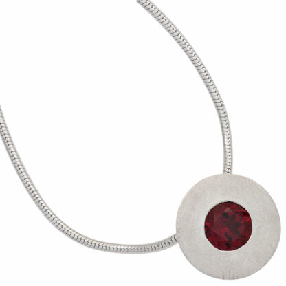 Anhänger 925 Silber eismatt mit Granat – Bild 2