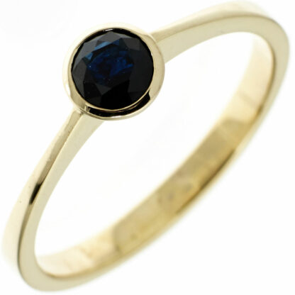 Ring 333 Gelbgold mit Blue Saphir