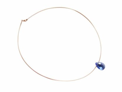 Collier/Juwelierdraht vergoldet mit Blautopas-Tropfen intensiv blau