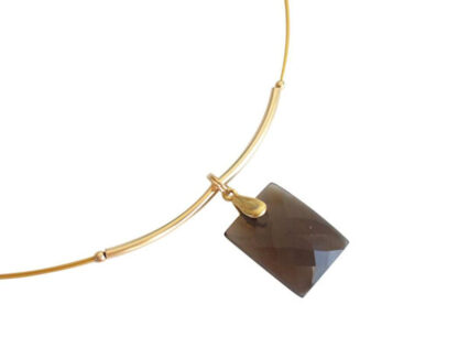 Collier/Juwelierdraht vergoldet mit Rauchquarz rechteckig